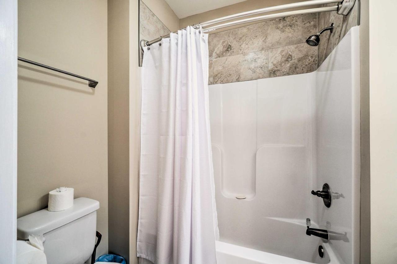 Chic Townsend Condo With Saltwater Pool! 外观 照片